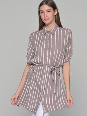 ΠΟΥΚΑΜΙΣΟ ΜΑΚΡΥ